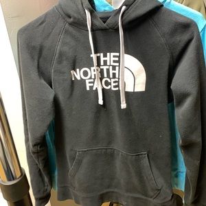 Women’s Northface Hoody